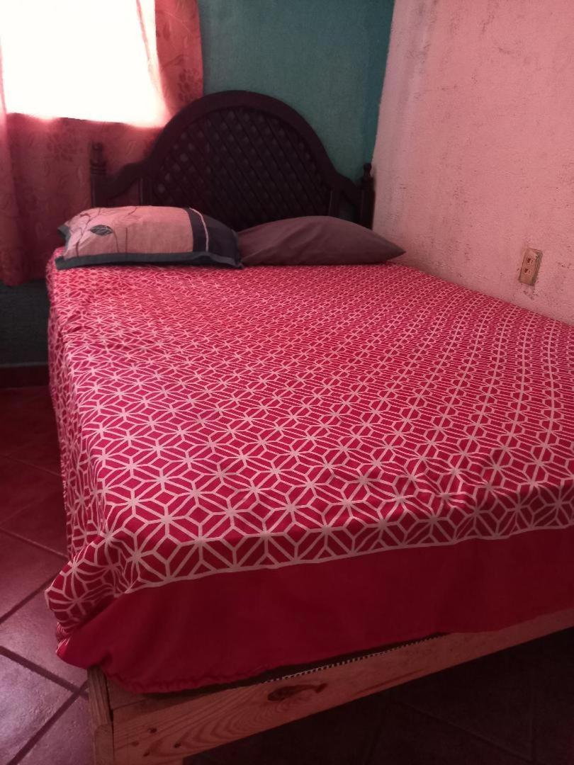 Hostal Bravo Vallarta Пуерто Валярта Екстериор снимка