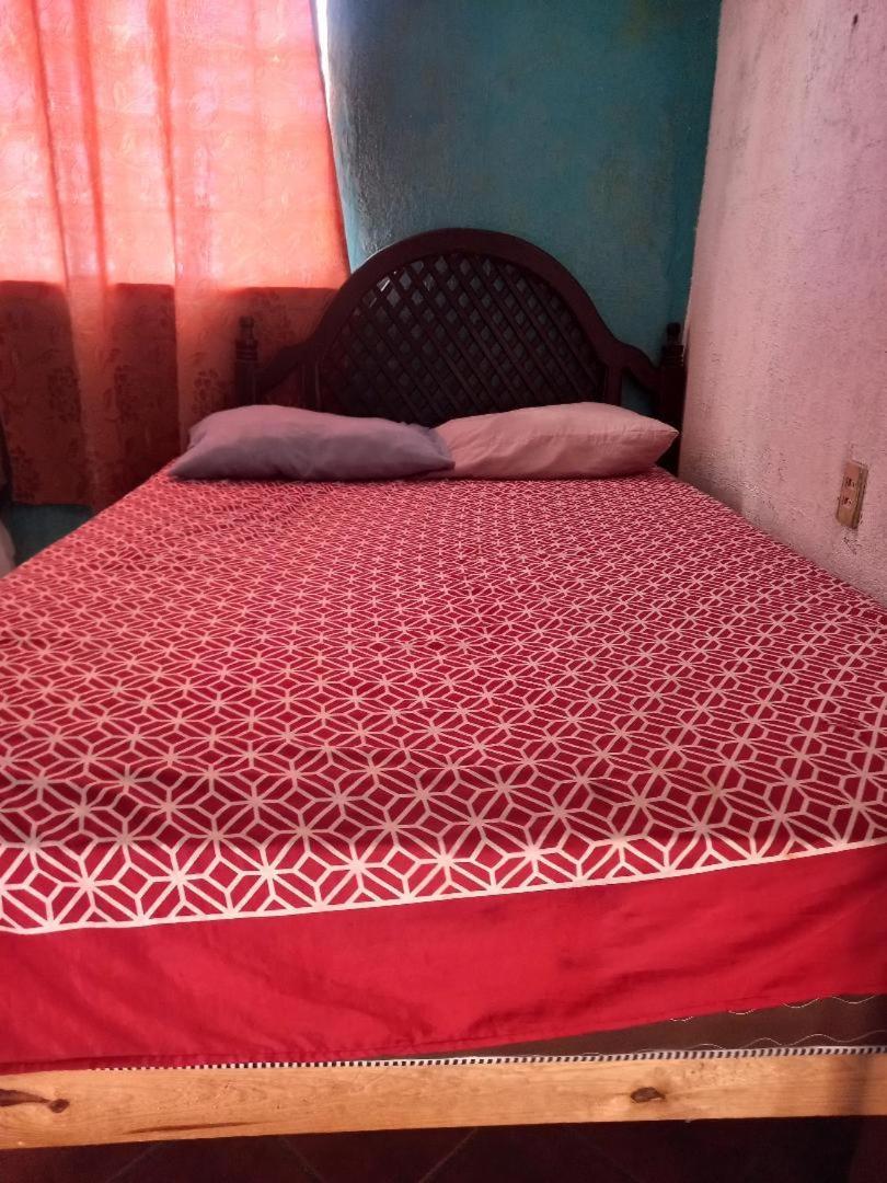 Hostal Bravo Vallarta Пуерто Валярта Екстериор снимка